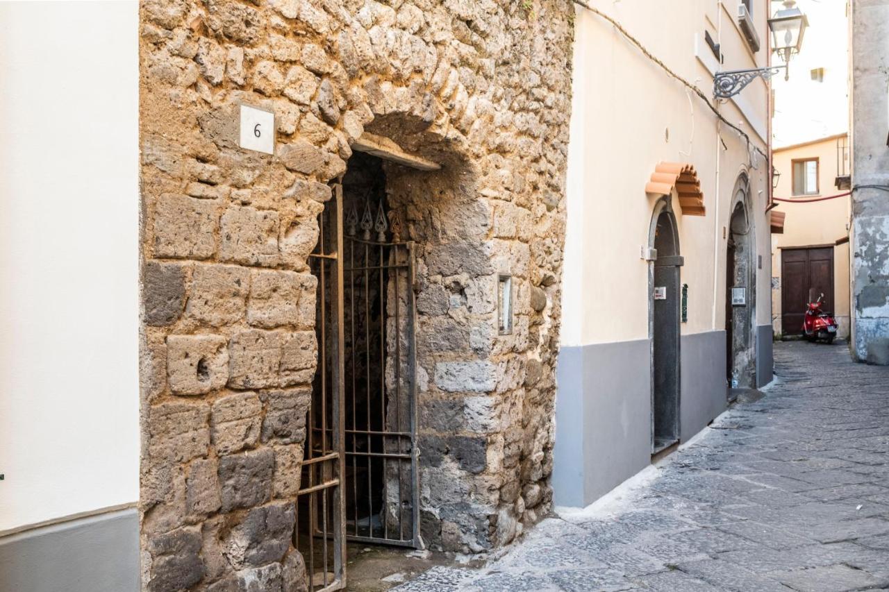 Ferienwohnung 36 Steps In Tasso Square Sorrent Exterior foto
